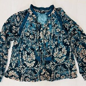 Fate Blue and Cream Floral Blouse